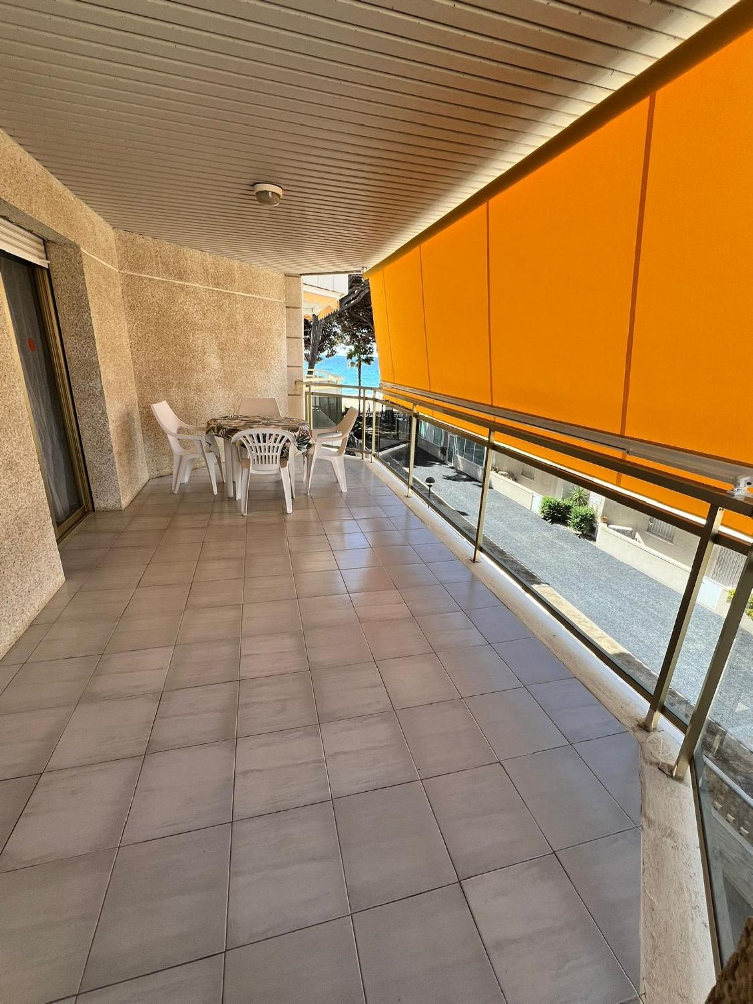 Apartamentos Versailles Villafortuny Exterior photo